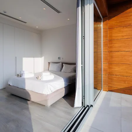 Napa Hills Seaview - Iris