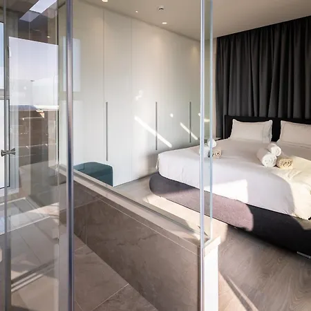 Napa Hills Seaview - Iris