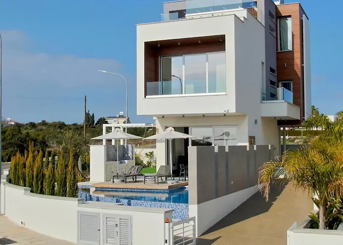 Napa Hills Seaview - Iris