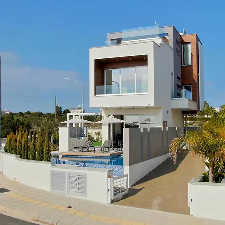 Napa Hills Seaview - Iris