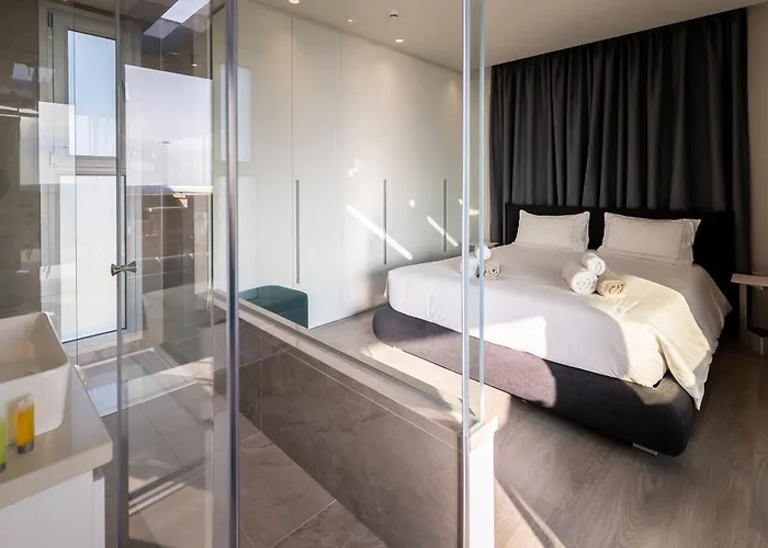 Napa Hills Seaview - Iris